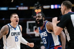 爱游戏娱乐-哈登焦点对战，萨拉赫与80激战MAD分钟，险胜胜负难料！